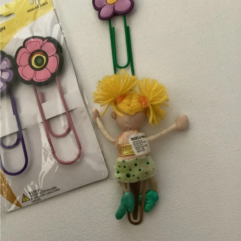 4/$15 💗 Bundle of Creative Bookmarks - Picture 2 of 5